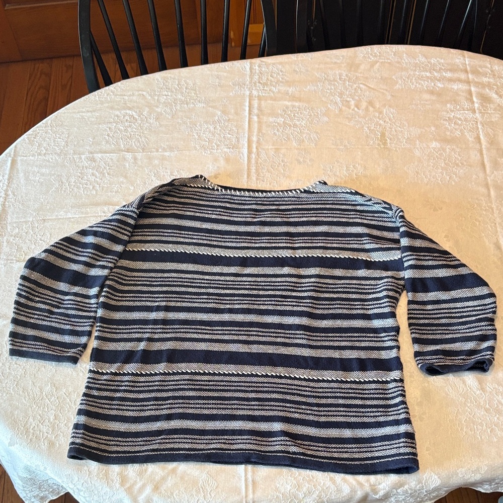 Chaps Navy and Cream Knit Sweater with 3/4 length sleeves